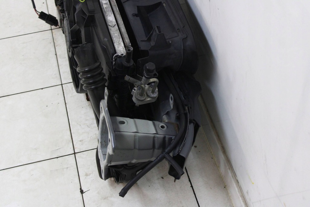 фото №11, Pas передній радіатор балка volvo s40 ii v50 lift 2.0 d