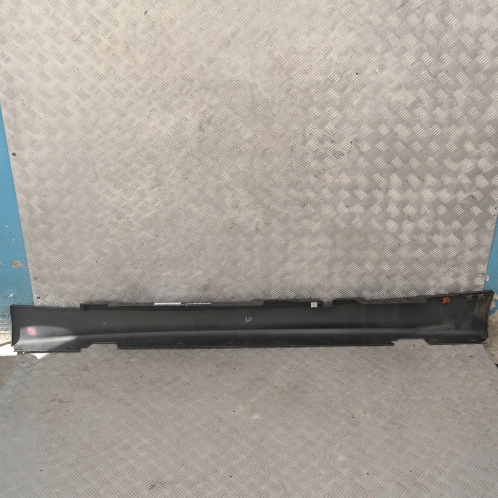 фото №10, Bmw 1 e87 накладка порог правый schwarz ii 668