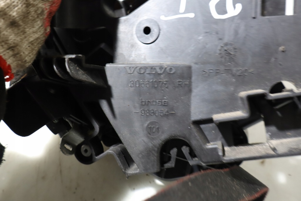 фото №4, Замок правый задняя дверь volvo s80 ii