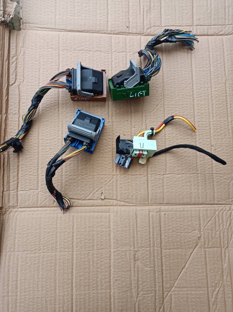 фото №1, Разъёмы разъёмы модуль bsi ford s-max galaxy mondeo mk4 lift