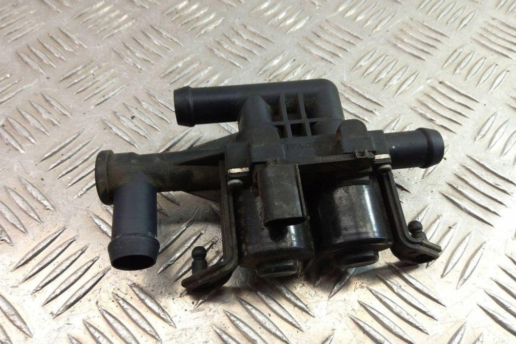 фото №10, Моторчик циркуляция воды bmw 5 gran turismo f07 9119164 2.99l дизель 2010