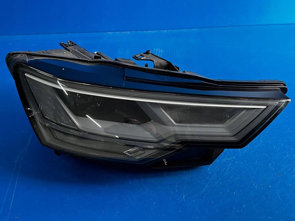 фото №1, Правий фара led audi a6 c8 europa bdb hella