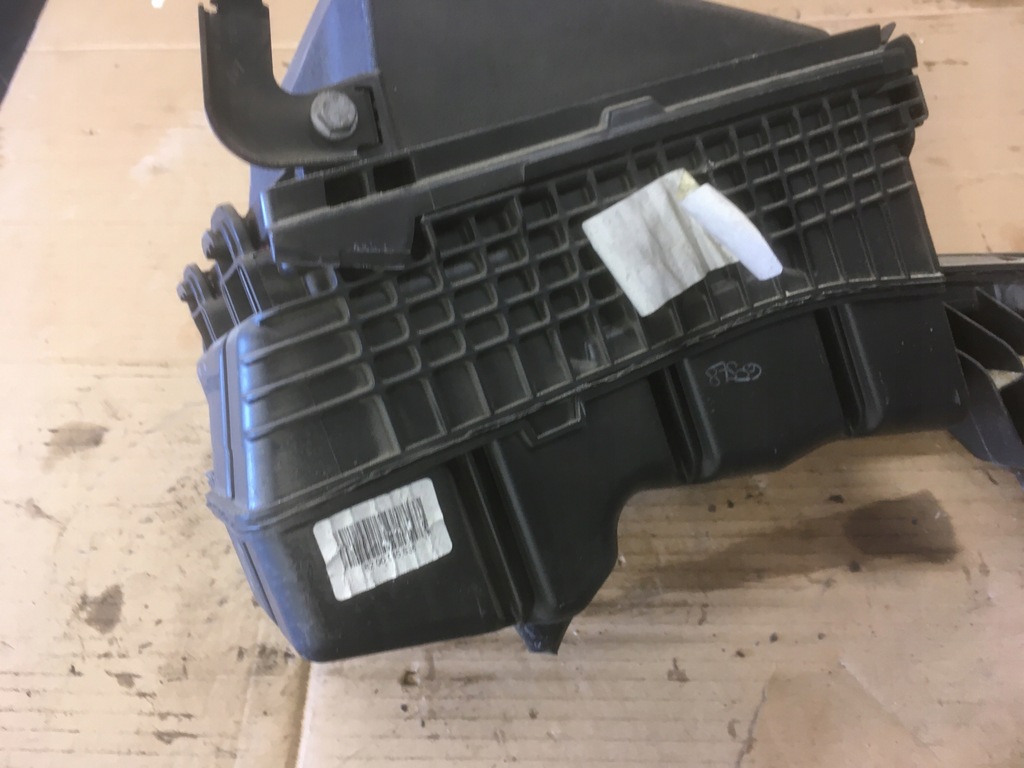 фото №4, Корпус фильтра воздуха laguna iii 8200545836h