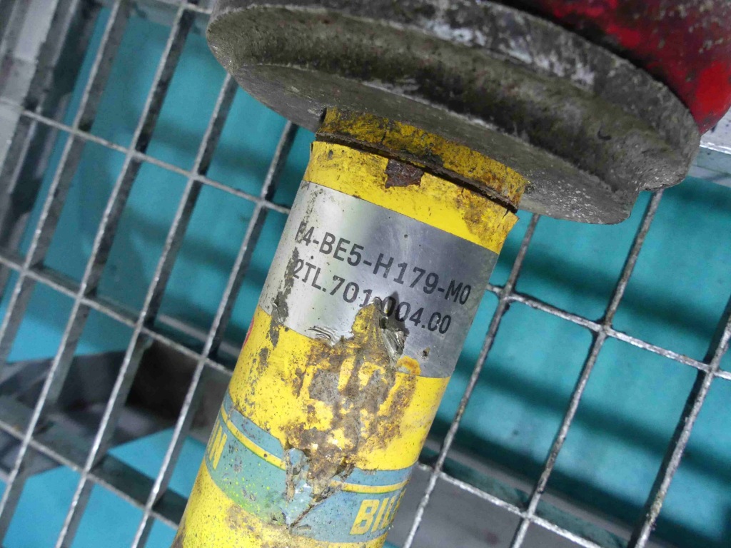 фото №9, Амортизатор перед левый правый land cruiser j200 200