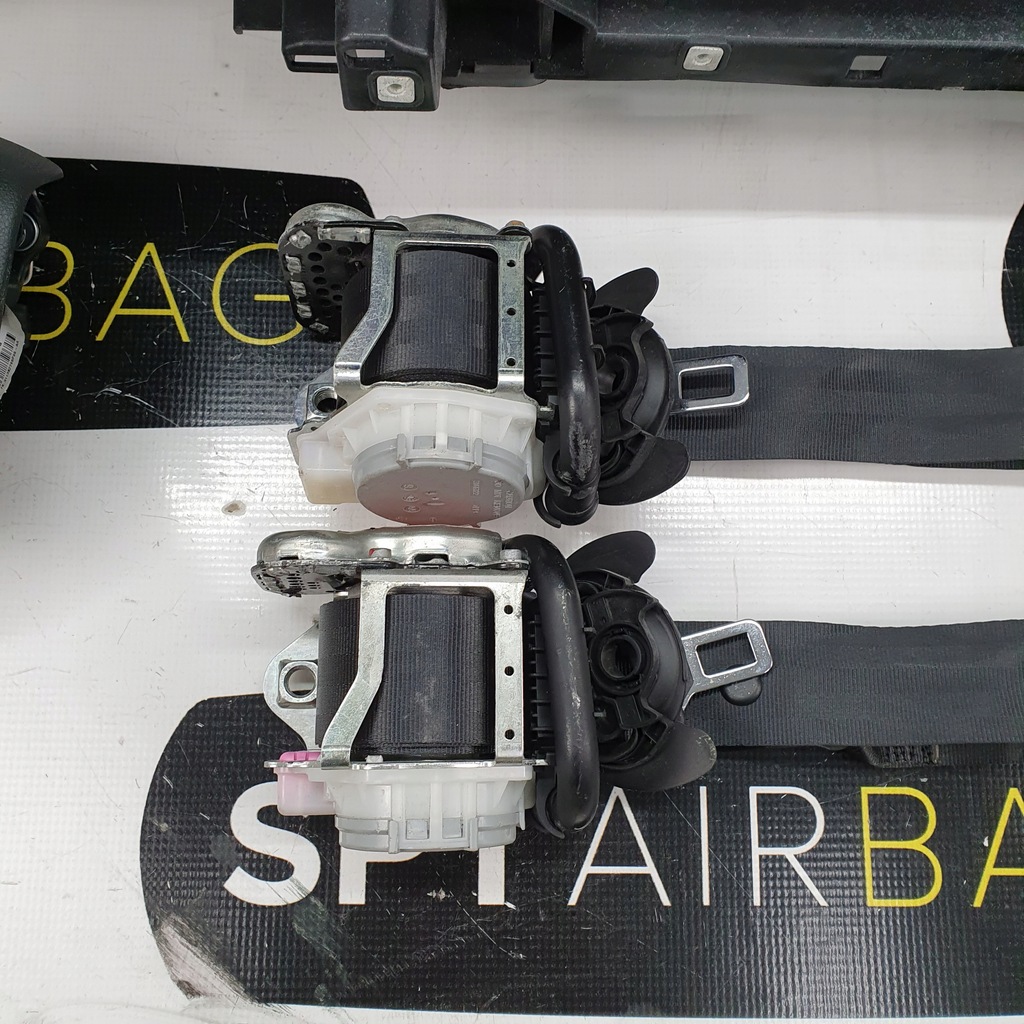 фото №7, Vivaro c приборная панель консоль подушки безопасности ремни подушка безопасности