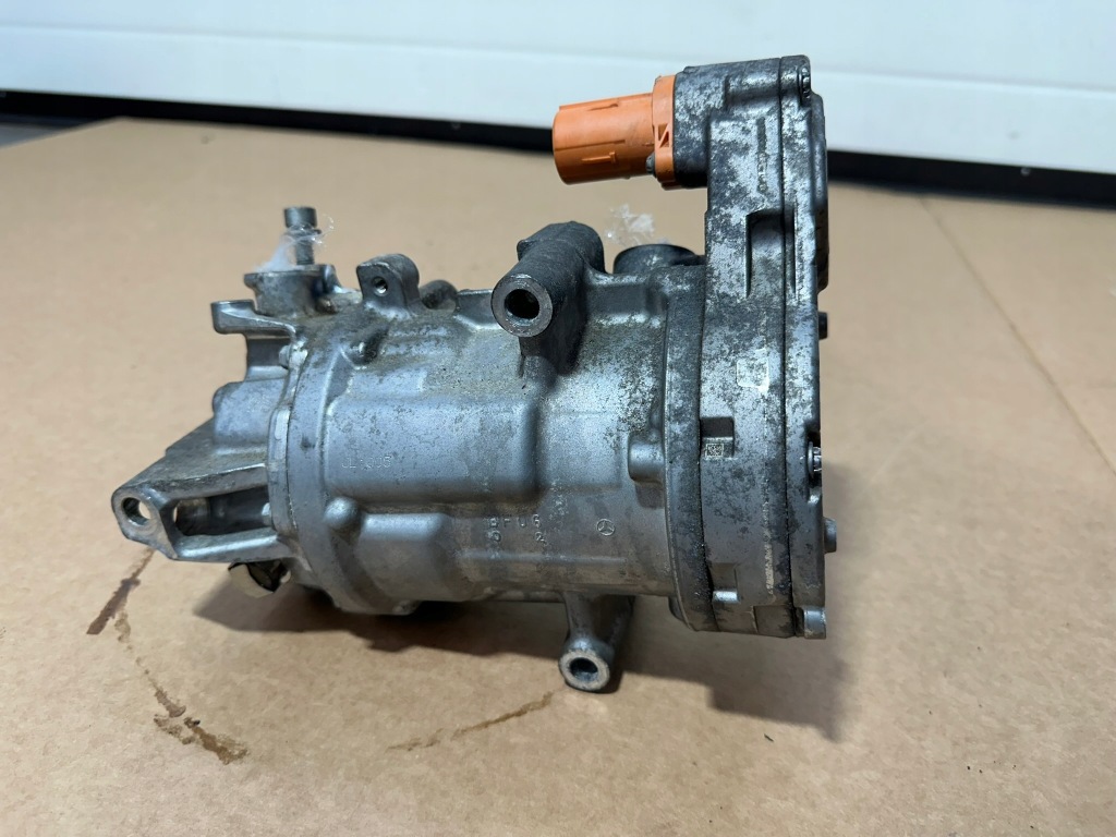 Компресор кондиціонера, кондиціонер, компресор mercedes eqa w243, h243 електрик Зі Шроту