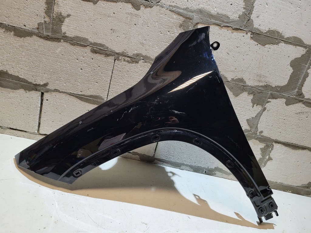 фото №1, Крыло левый передний mercedes gla h247 w247 eqa оригинал