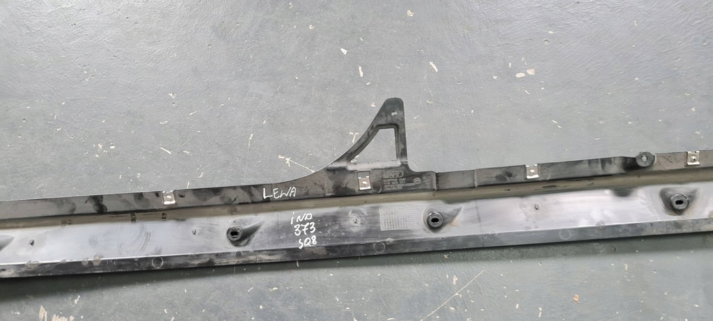 фото №10, Sq8 4m rsq8 q8 молдинг накладка поріг ліва пластикова поріг 4m8825211