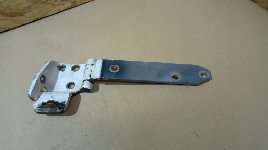 фото №1, Mitsubishi pajero ii 2.5 tdi петля крышки багажника верхний