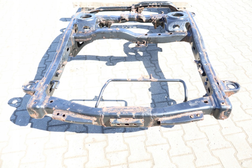 Купить Toyota land cruiser 200 4.5 v8 рама задний