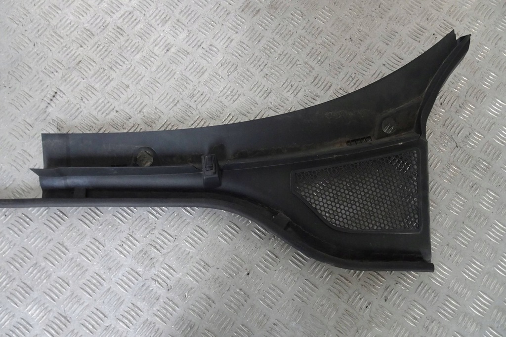 фото №1, Skoda octavia iv - жабо левая