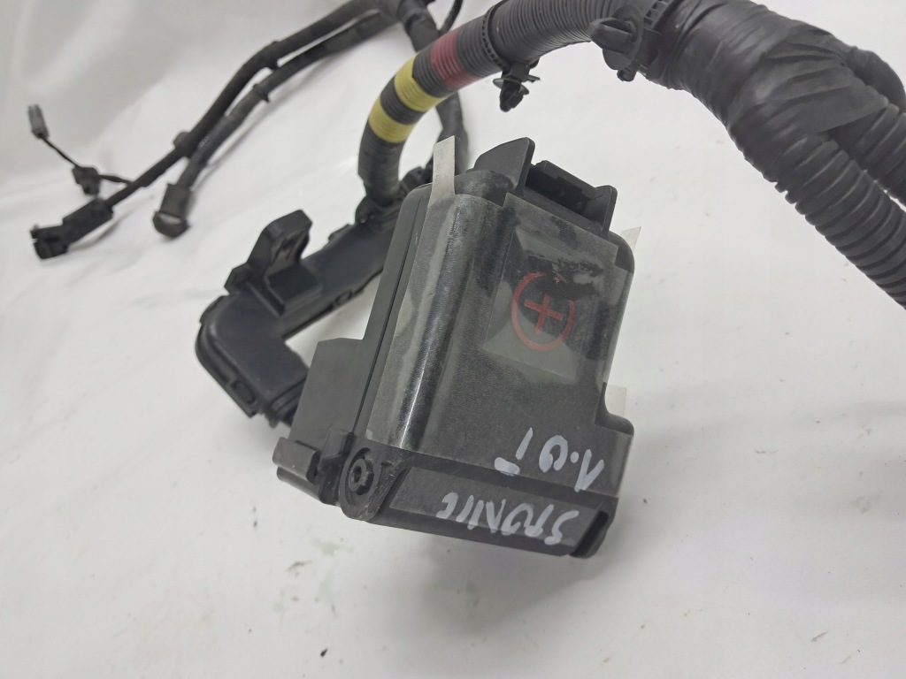 Kia stonic клемма плюсовая аккумулятор 1.0t-gdi 91850-h8120 Недорого