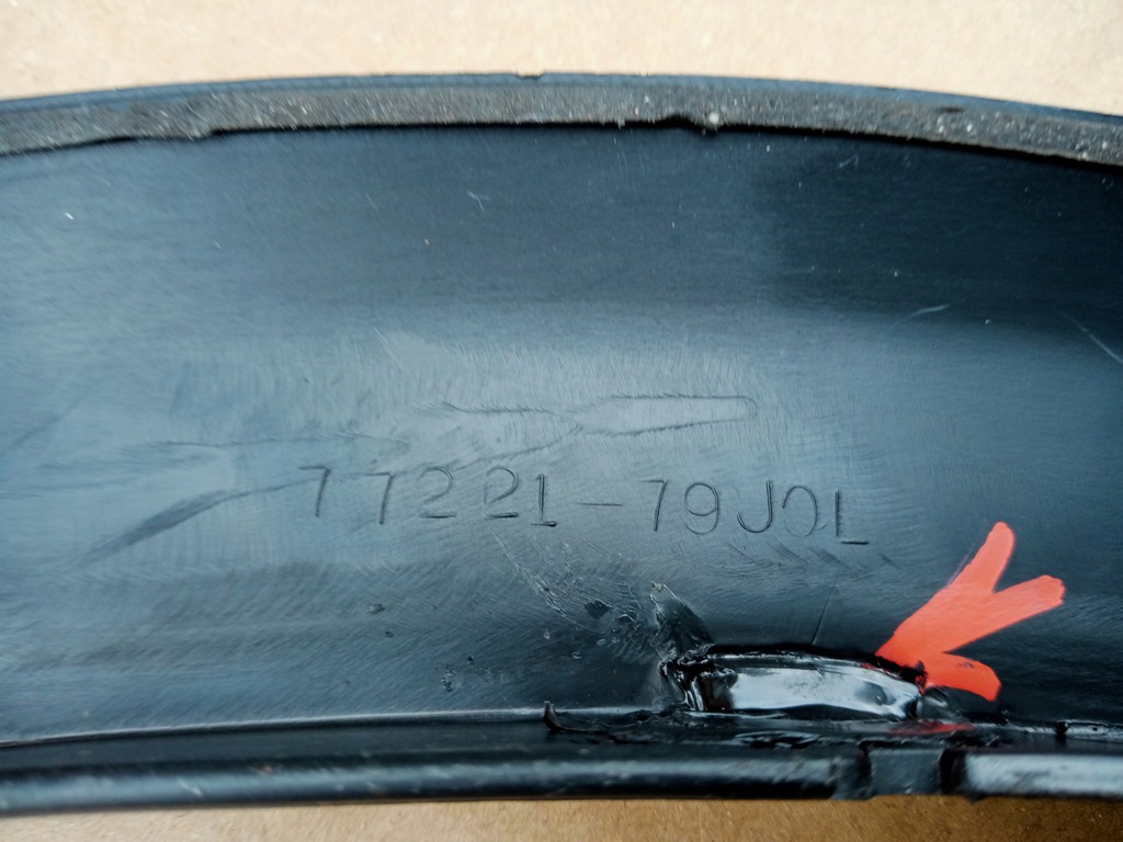 фото №12, Suzuki sx4 sx-4 ліва молдинг крила перед 2006r