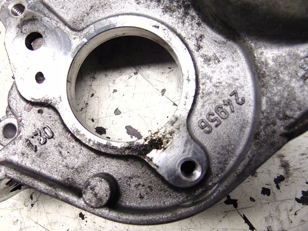 фото №15, Корпус распределительного вала jeep grand cherokee iv wk2 3.0crd