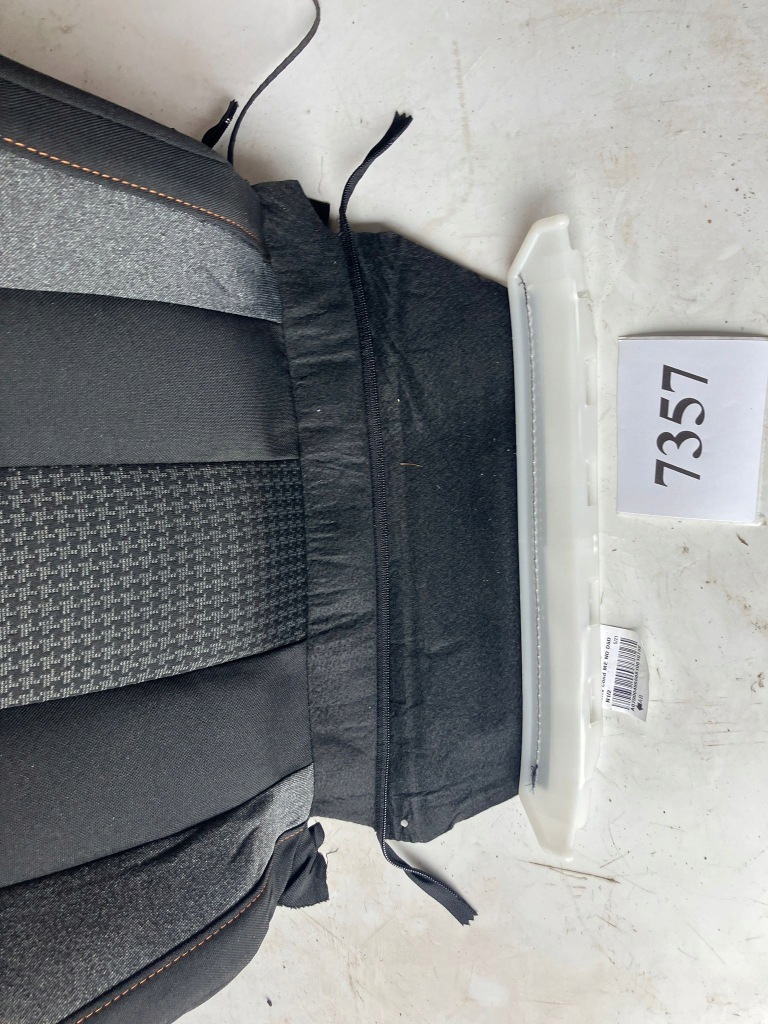 фото №4, Спинка сидіння 5008 ii правий перед