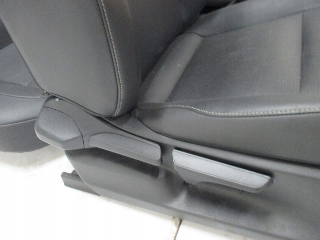 фото №8, Обивка кожа сиденья lexus ux