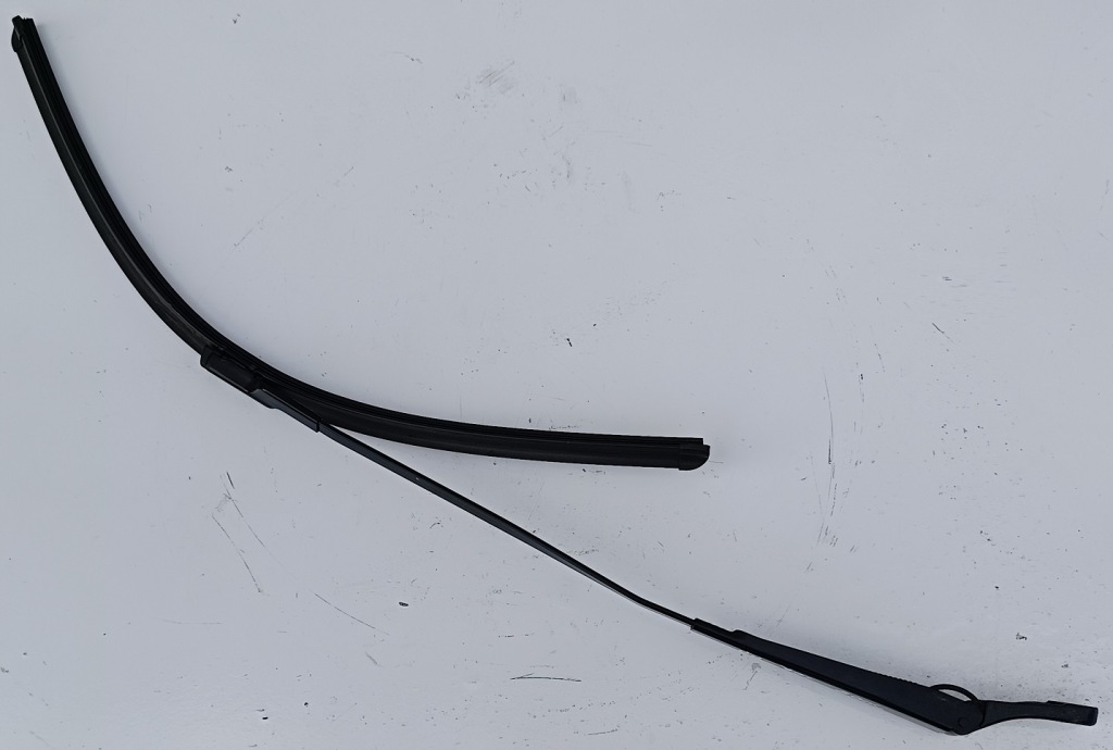 фото №1, Peugeot 5008 lift 16 r рычаг дворники перед правое kpl