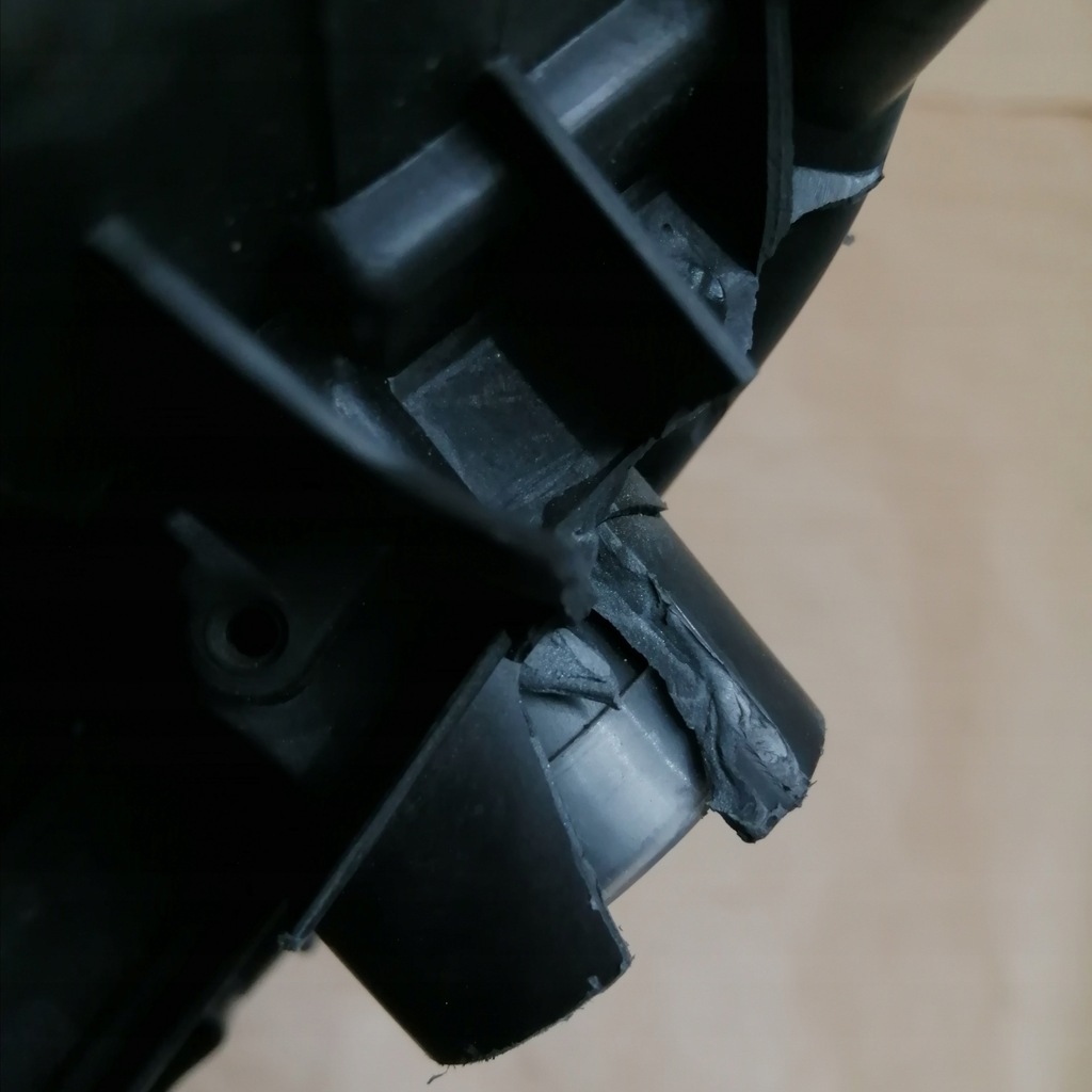 фото №8, Лампа правый перед ford c-max 10-14