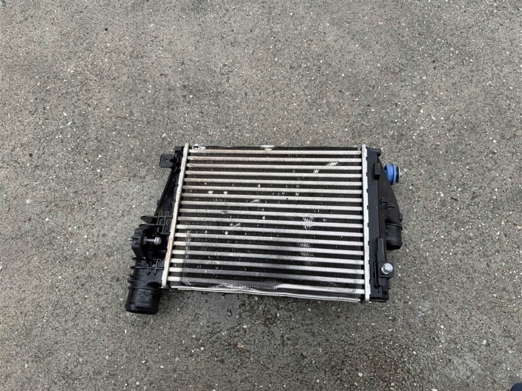 Интеркулер радиатор воздуха 1.5 2.0 bluehdi peugeot expert 3 3 proace Оригинал