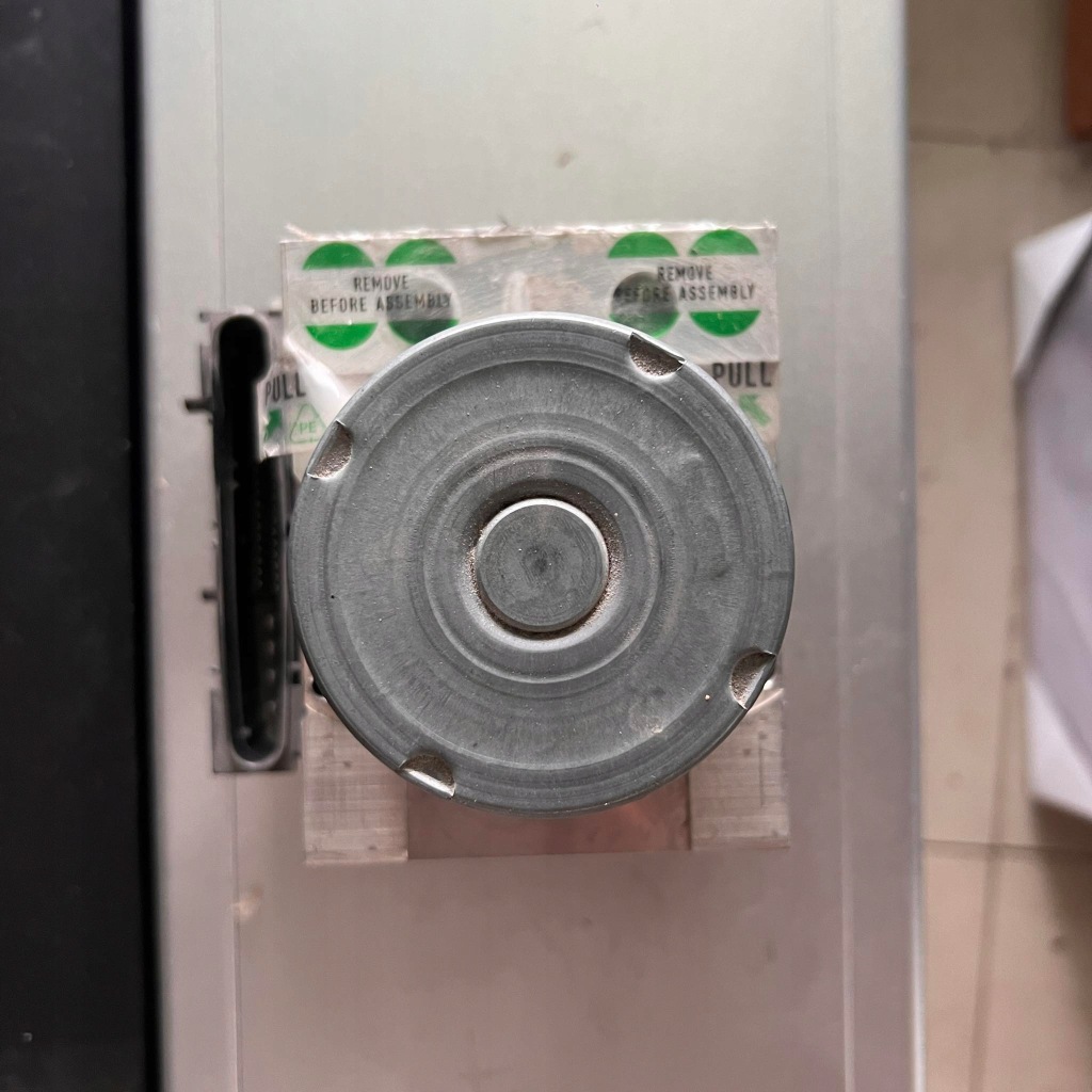 Купити Nowa насос abs mercedes sprinter a0014462589