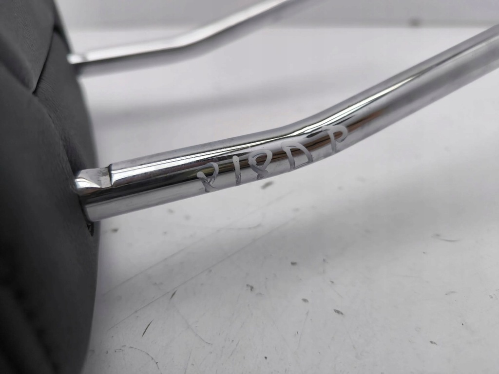 фото №5, Audi a5 2017 права сторона підголівник сидіння передній