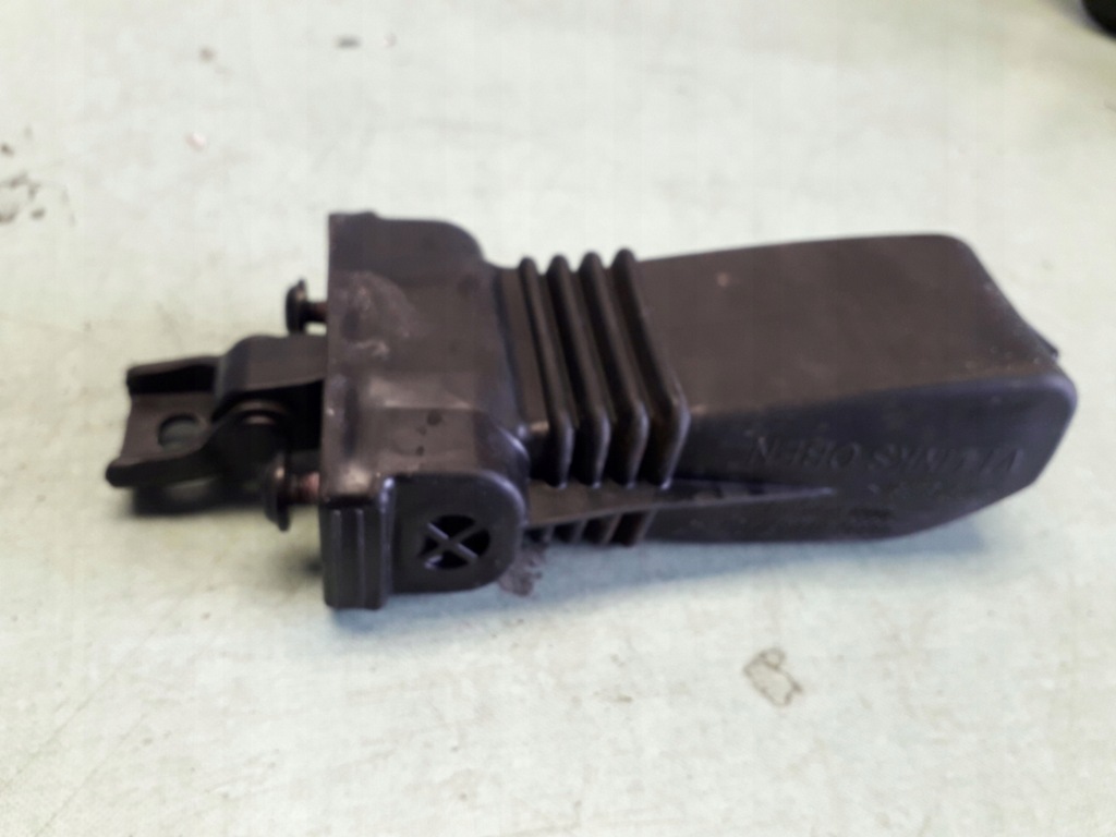 фото №1, Audi a3 8v ограничитель дверь