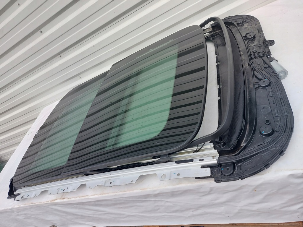 фото №1, Люк панорама крыша mini clubman f54 15-22r eu