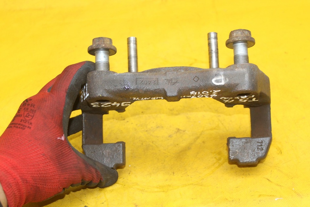 фото №5, Скоба тормозные перед vw transporter t5 fl