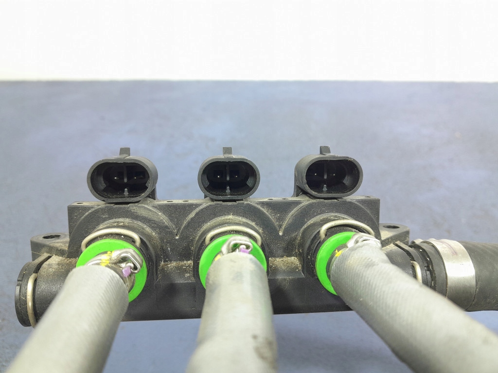 фото №6, Skoda fabia iv 1.0 mpi dsg 80 km коллектор всасывающий форсунки 05c129712g