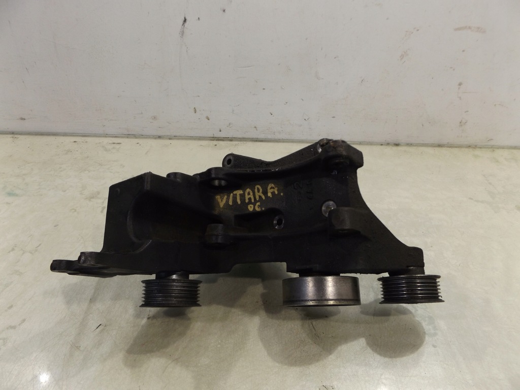 фото №1, Grand vitara 2,0td кронштейн двигуна
