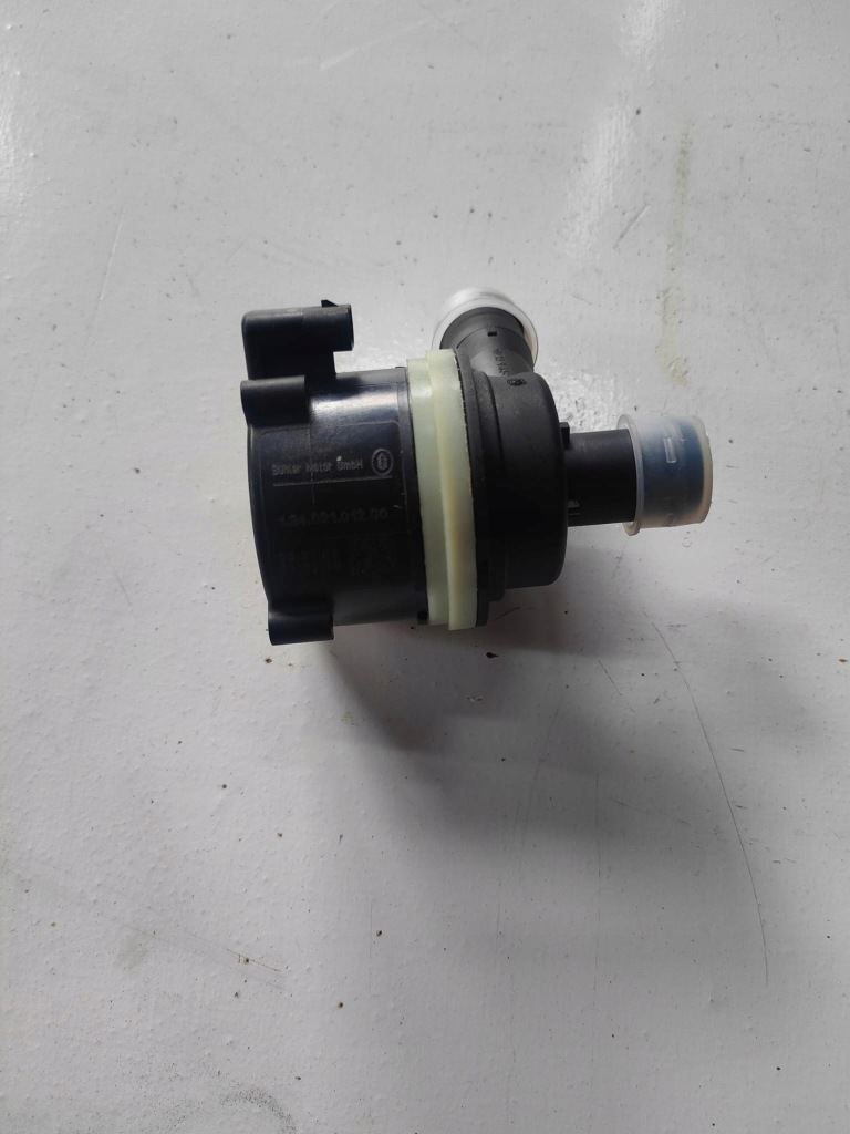 Помпа води eberspacher hydronic ii 12v Зі Шроту