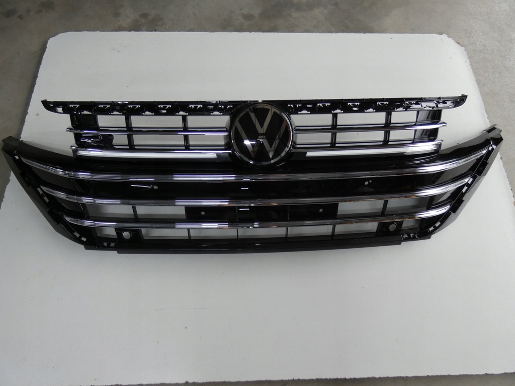 фото №1, Решётка радиатора, решётка радиатора, светодиоды volkswagen arteon lift