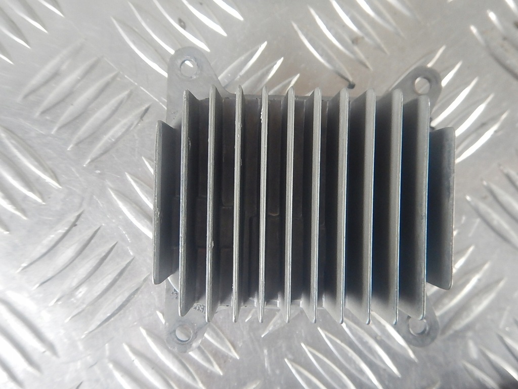 фото №1, Tesla 3 y lift перетворювач лампа p1532925-02-c оригінал