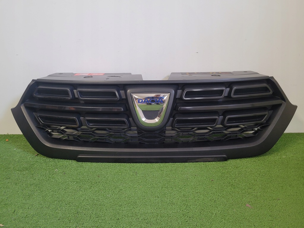 фото №1, Dacia dokker lodgy lift решётка радиатора решётка радиатора решётка радиатора радиатора 623107630r оригинал