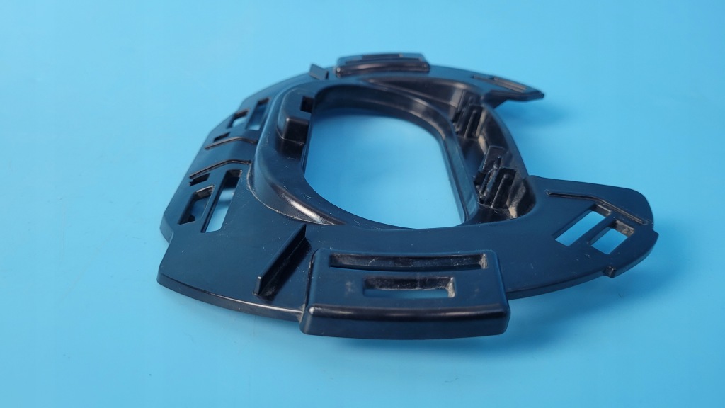 фото №8, Mercedes eqe 350+ 23r кронштейн решётка бампера a2978887300