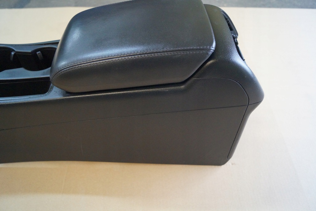 фото №9, Туннель средний подлокотник audi a4 b8 a5 8t