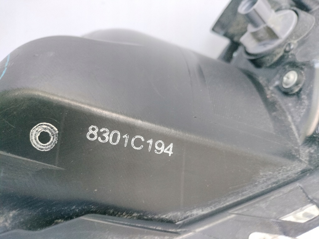 фото №10, Лампа правая фара mitsubishi space star 13-