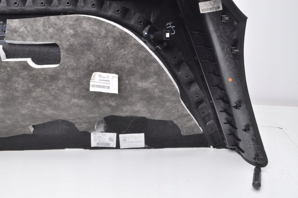 фото №10, Bentley bentayga обшивка багажника правий задня 36a863888m