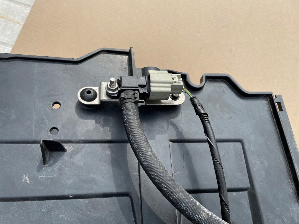 Ford kuga mk2 основа акумулятор am51-10723-ae Недорого