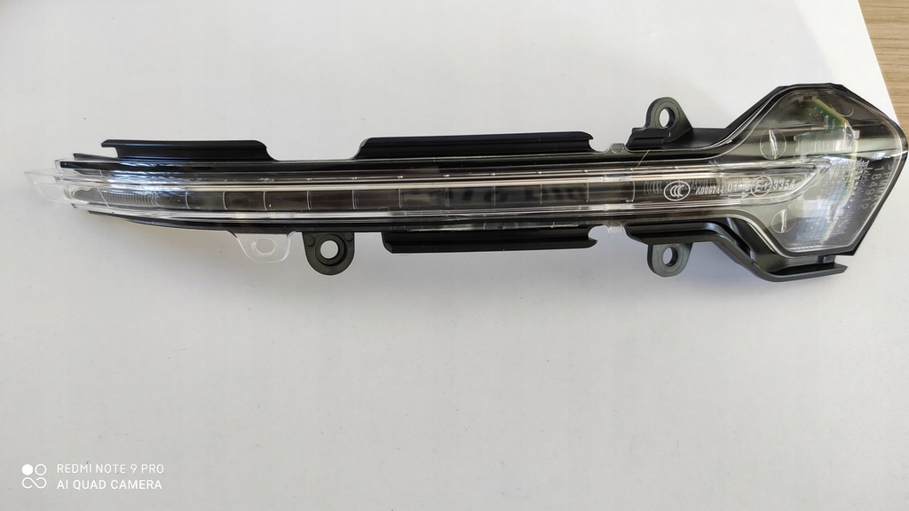 фото №1, Leon iii поворотник зеркало правый 5f0949102a