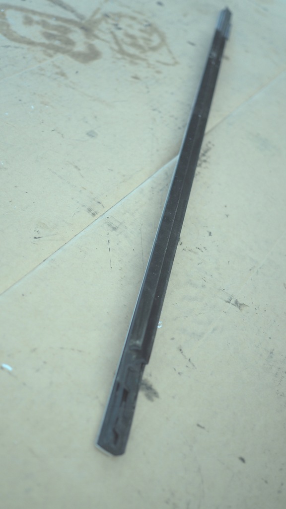 фото №6, Молдинг уплотнитель дверь правый перед c-max ii