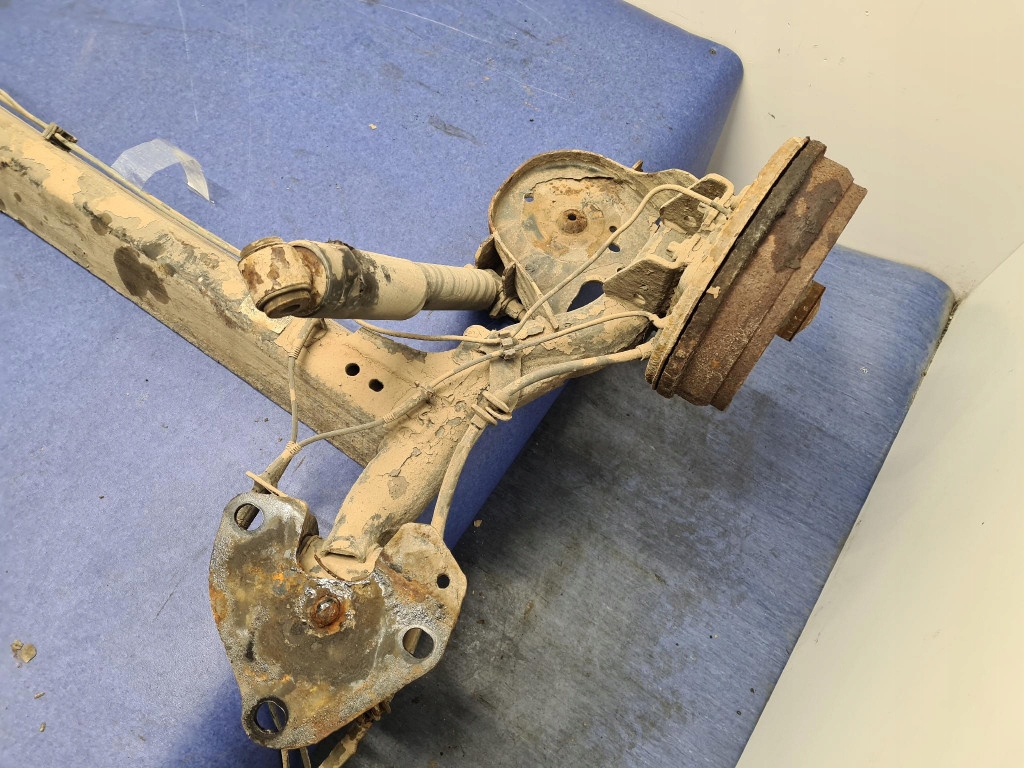 Dacia lodgy i 1.5 dci балка подвеска задняя с Разборки