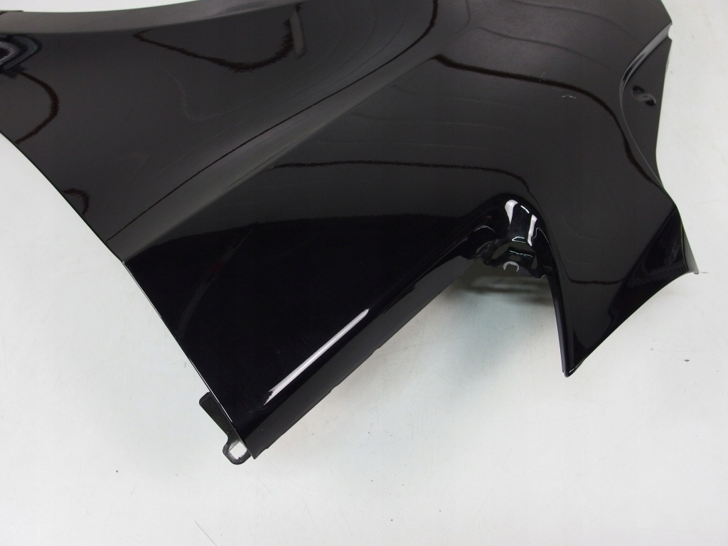 Крило ліве передній mercedes v klasa 447 a447 Зі Шроту