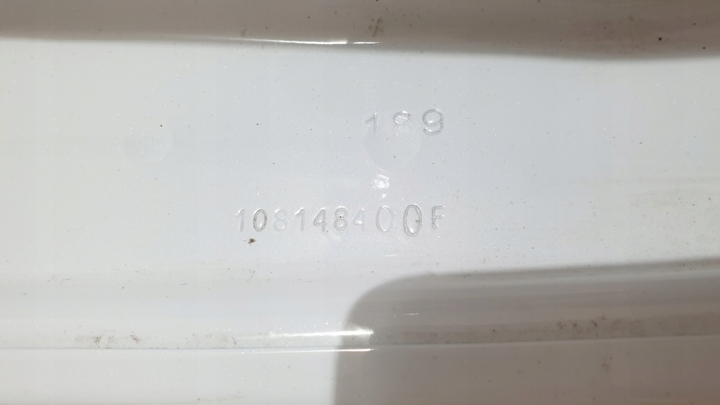 Дверь задняя правое  задняя tesla 3 1081484-00-f Киев