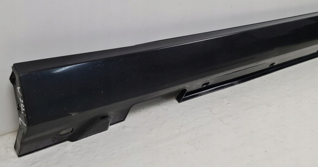 фото №3, Mercedes-benz оригинальный номер a2126900740 молдинг накладка порог