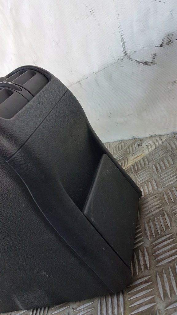 фото №10, Mercedes w203 подлокотник туннель