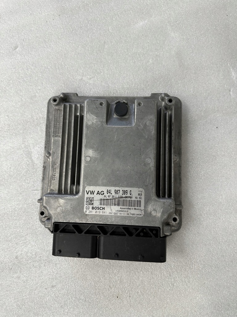 фото №1, !vw jetta 2.0 бортовий комп'ютер блок керування 04l907309g!