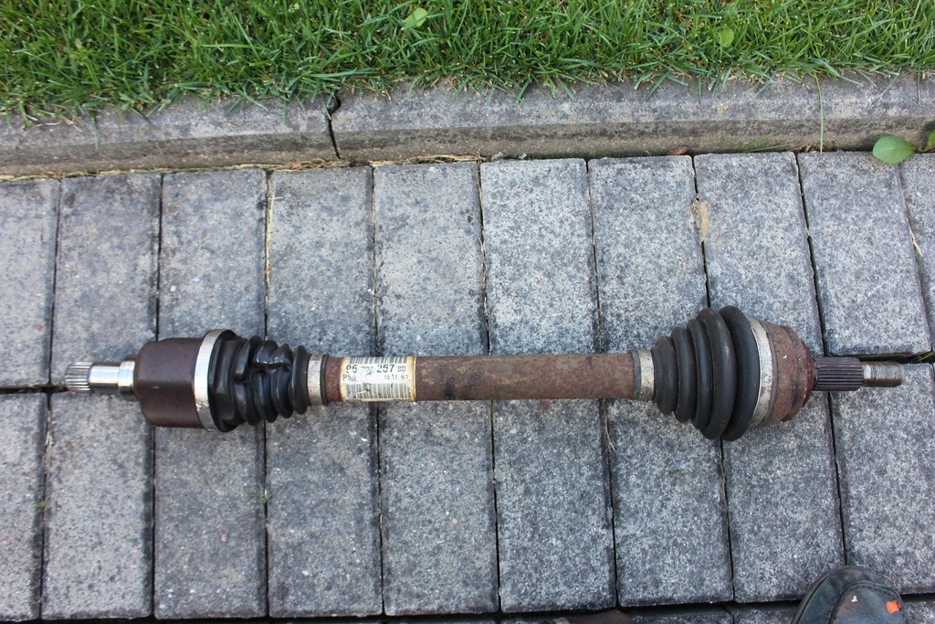 фото №1, Peugeot citroen приводной вал передняя 9670725780 оригинал