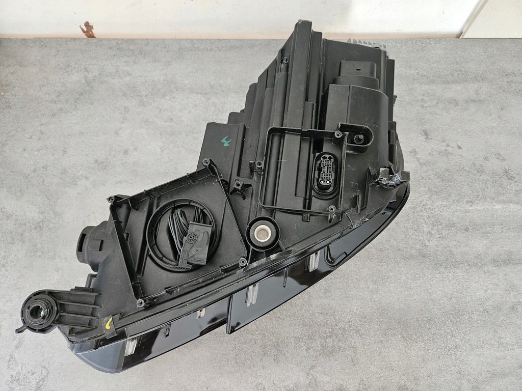 фото №6, Лампа права audi a4 b9 full led
