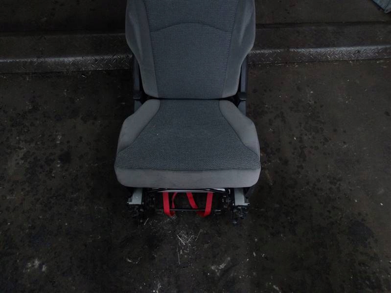 Сидіння правий 2 ряд citroen c8 phedra 807 Ціна